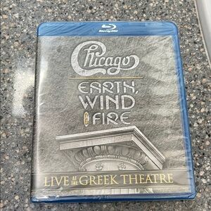Chicago Earth, Wind & Fire Live Blu-ray
